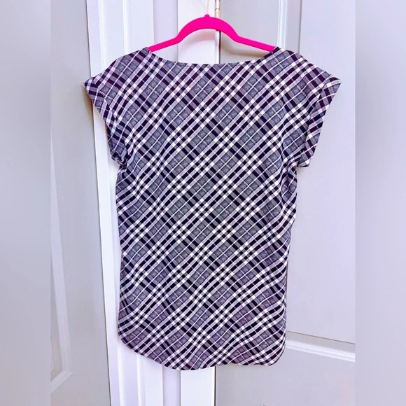 Express Plaid Criss-Cross Neckline Flutter Sleeve Blouse Size Medium - Picture 4 of 5